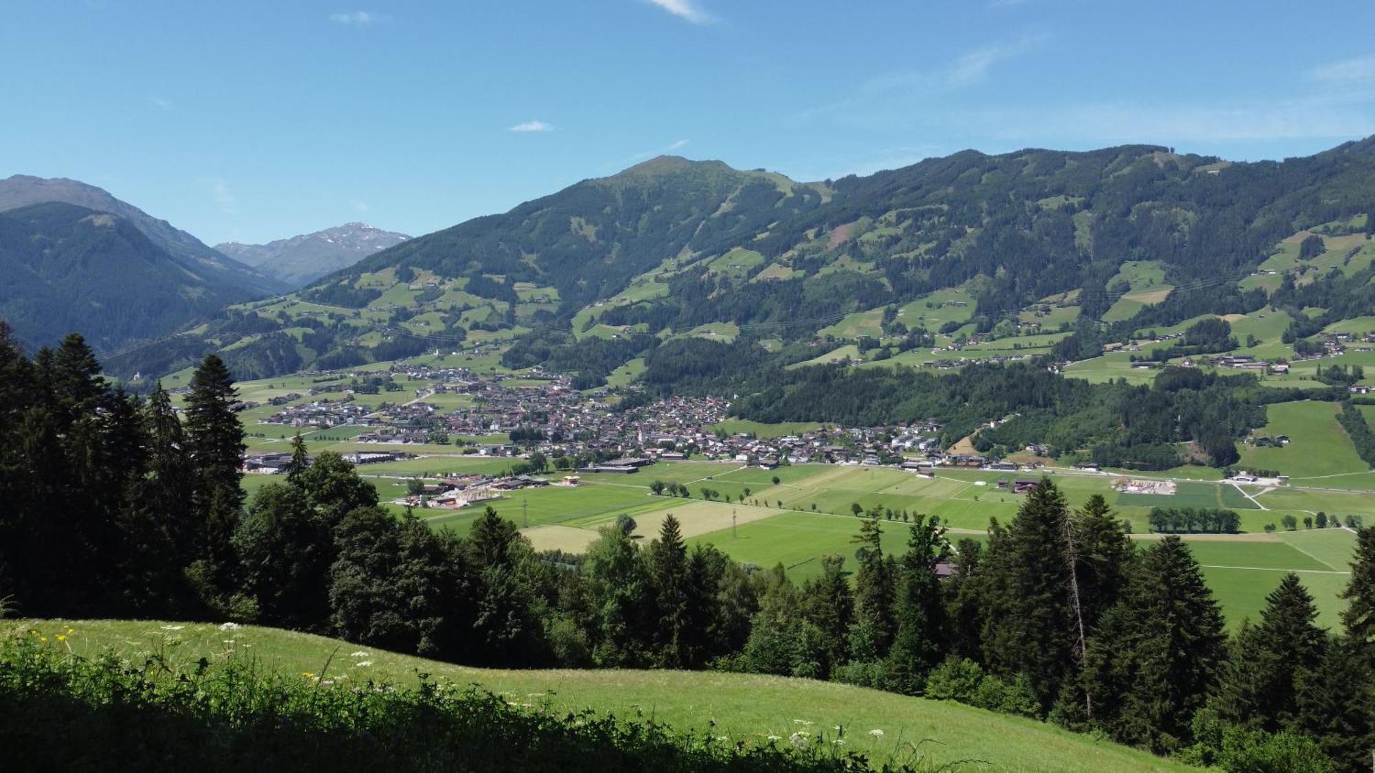 Panorama Nature Lodge Hart im Zillertal Exterior foto